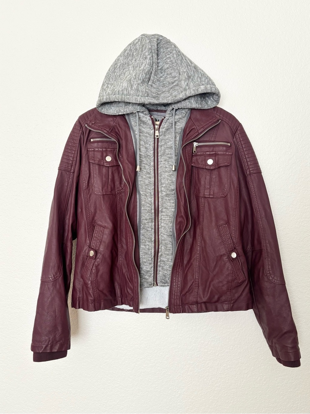 YMI Collection Burgundy Faux Leather Moto Jacket Gray Hood Women's large